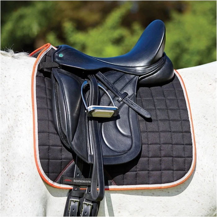 2022 Weatherbeeta Thearpy-Tec Dressage Saddle Pad 1001571002 - Black / Red 4 2022 Weatherbeeta Thearpy-Tec Dressage Saddle Pad 1001571002 - Black / Red - Image 2