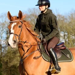 2023 PS Of Sweden Elite Jump Saddle Pad 1110-056 - Dark Green -Harness Store 6080 202320PS20of20Sweden20Elite20Jump20Saddle20Pad201110 05620 20Dark20Green20Lifestyle202.700x700