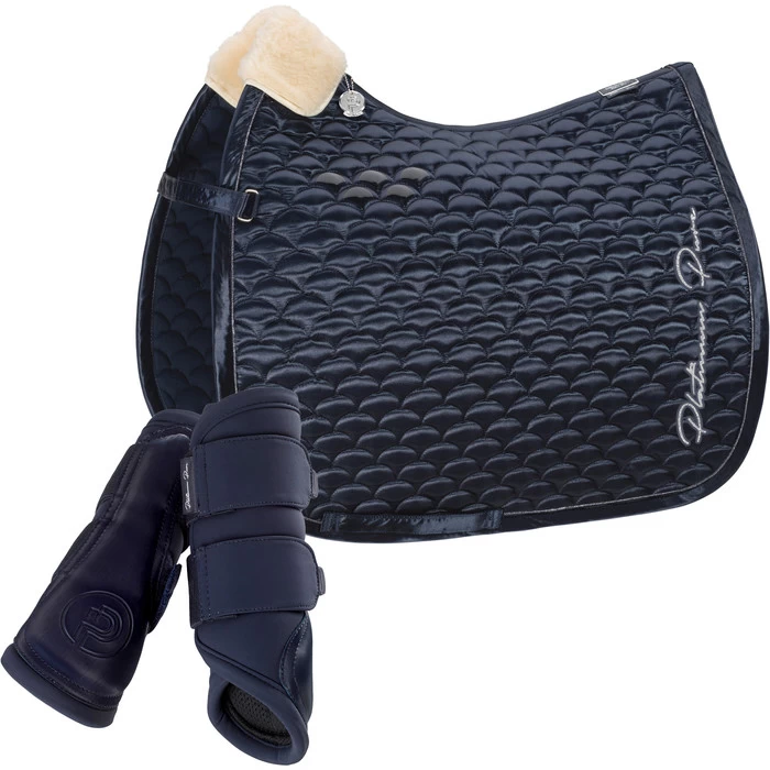 2023 Eskadron Satin Cloud Saddle Cloth & Softshell Tendon Boots Bundle 218031555031 - Navy 3 2023 Eskadron Satin Cloud Saddle Cloth & Softshell Tendon Boots Bundle 218031555031 - Navy