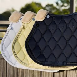 2023 Eskadron Glossy Crystal Saddle Cloth & Mesh Evo-Wool Tendon Boots Bundle 218131555131 - White -Harness Store 6326 632620Lifestyle204.700x700