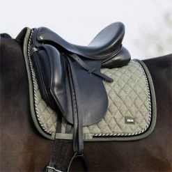 2023 HV Polo Francis Dressage Saddle Pad 802093355 - Dark Oil Green -Harness Store 6947 5970f1bc6a88e561e4b3d3f0cabdc030547210d7 0802093355 6115 mfront.700x700